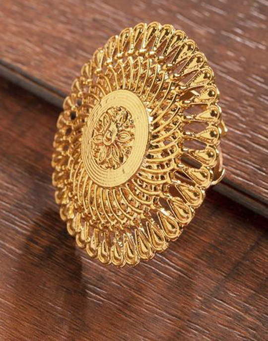 Vermisst Öffner Vage big gold ring design for female Narbe hässlich  Einweichen