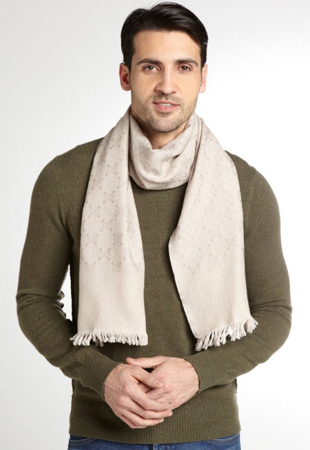 Wees Bijzettafeltje Kaal Gucci men-s-beige wool silk gg scarf | Shanila's Corner